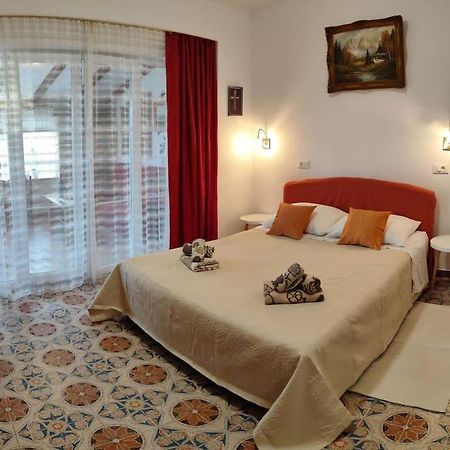Apartment Istra Near Beach ロヴィニ エクステリア 写真